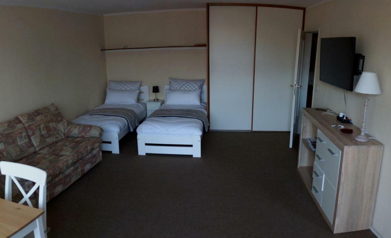 Sunny 1-Room Apartment Near Railway Station Garmisch-Partenkirchen Ngoại thất bức ảnh