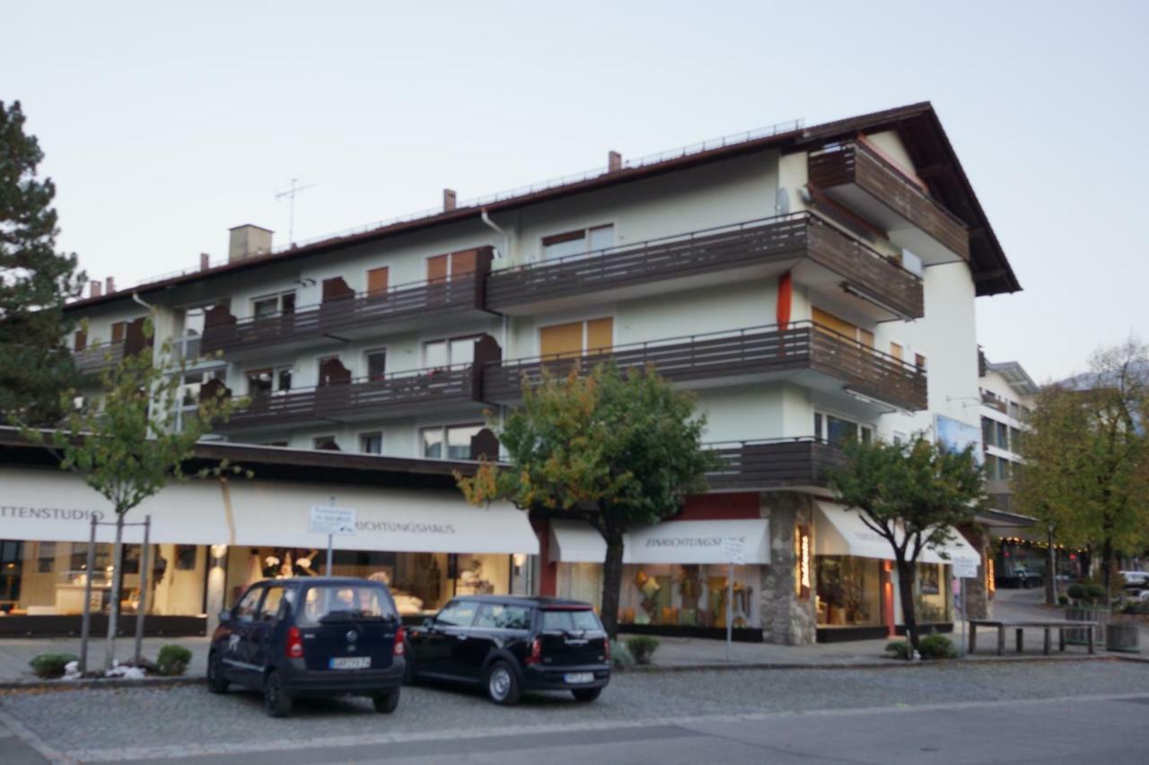 Sunny 1-Room Apartment Near Railway Station Garmisch-Partenkirchen Ngoại thất bức ảnh